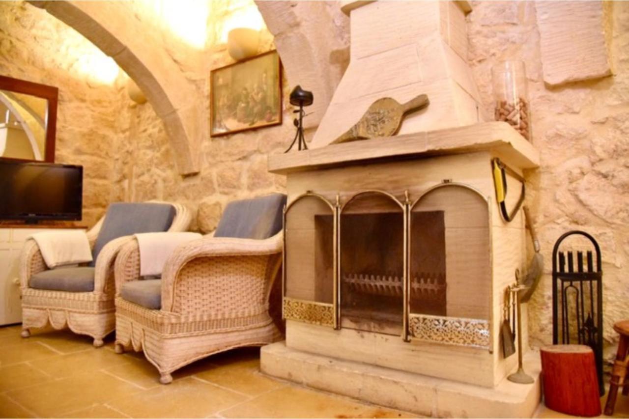 Ta'Martin Farmhouse Xewkija Gozo Villa Luaran gambar